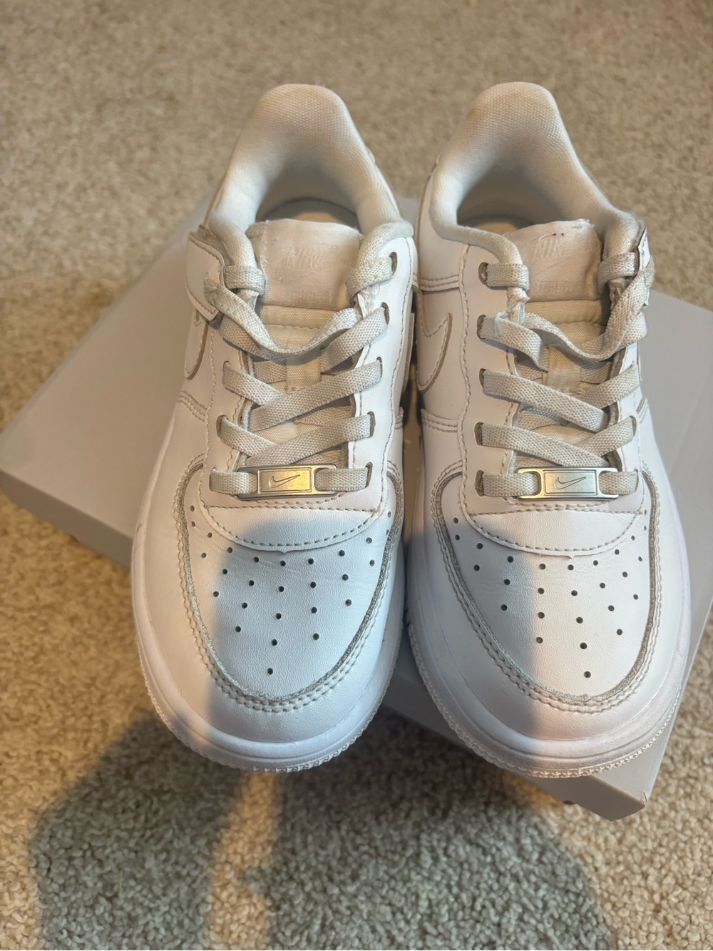 Nike Air Force 1 Kids White Low-Top Sneakers